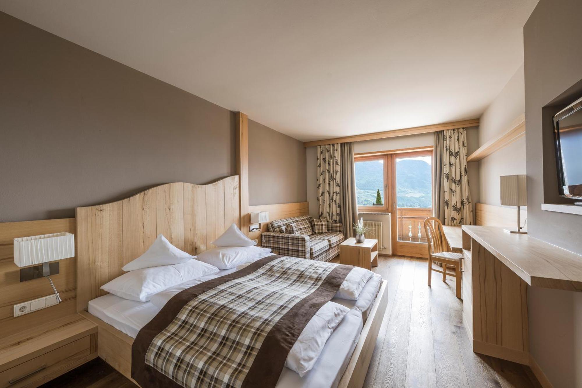 Landsitz Stroblhof Hotel Тироло Екстериор снимка
